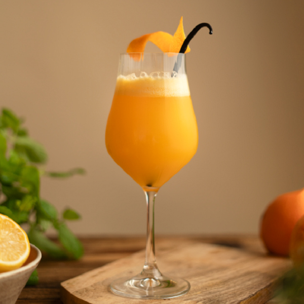 Bezalkoholowy drink z sokiem pomarańczowym