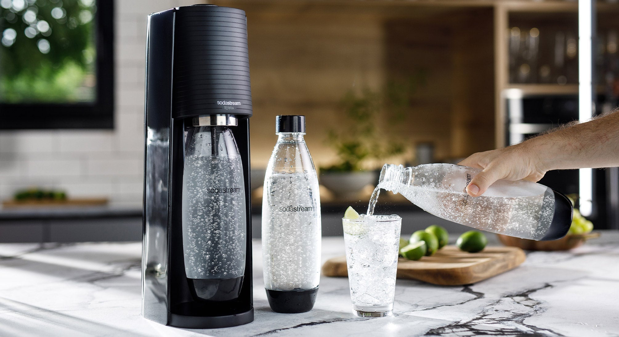 Czarny saturator SodaStream Terra